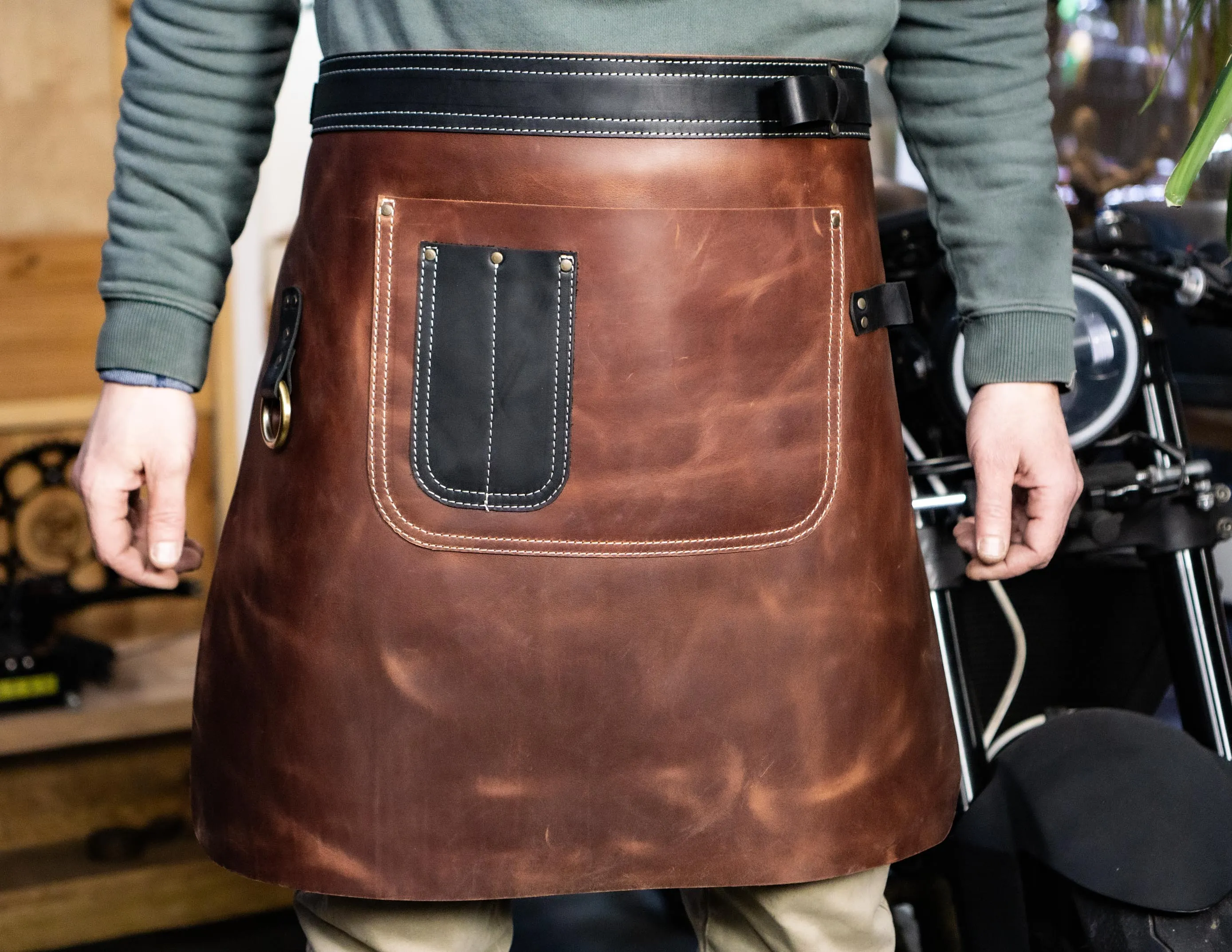 Leather half apron with pockets. Brown & black genuine leather