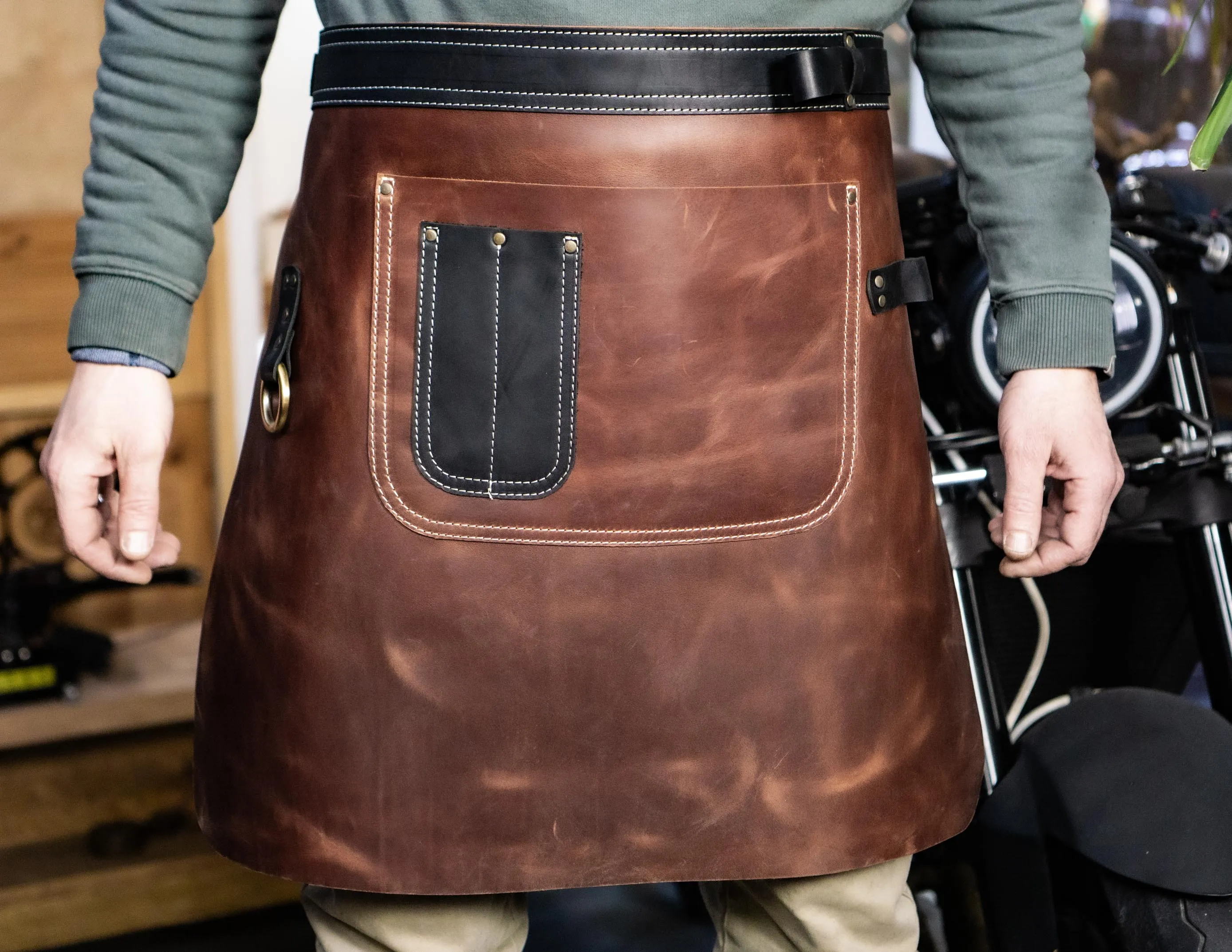 Leather half apron with pockets. Brown & black genuine leather