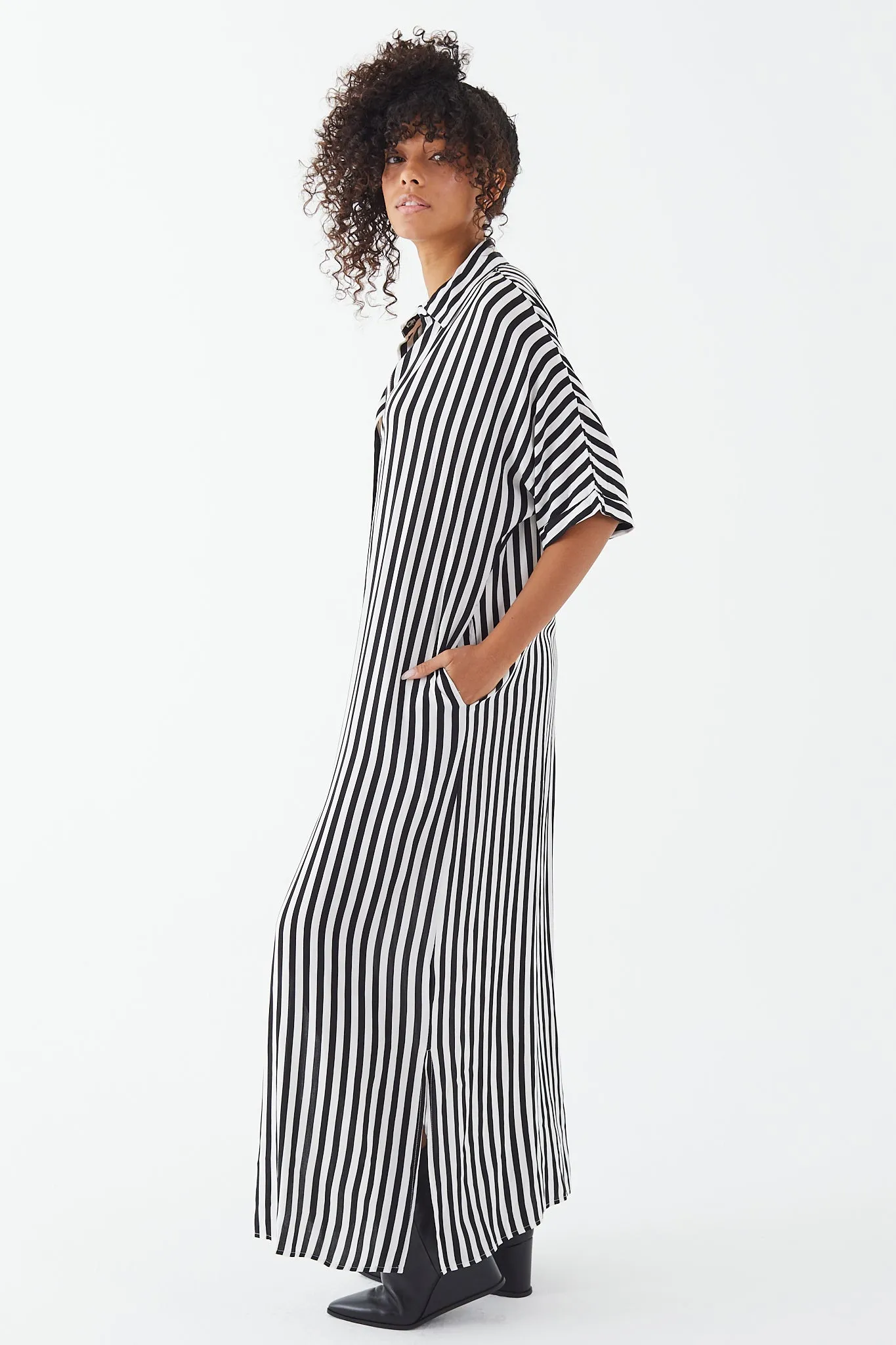 Relaxed In Stripe Shirt Dress